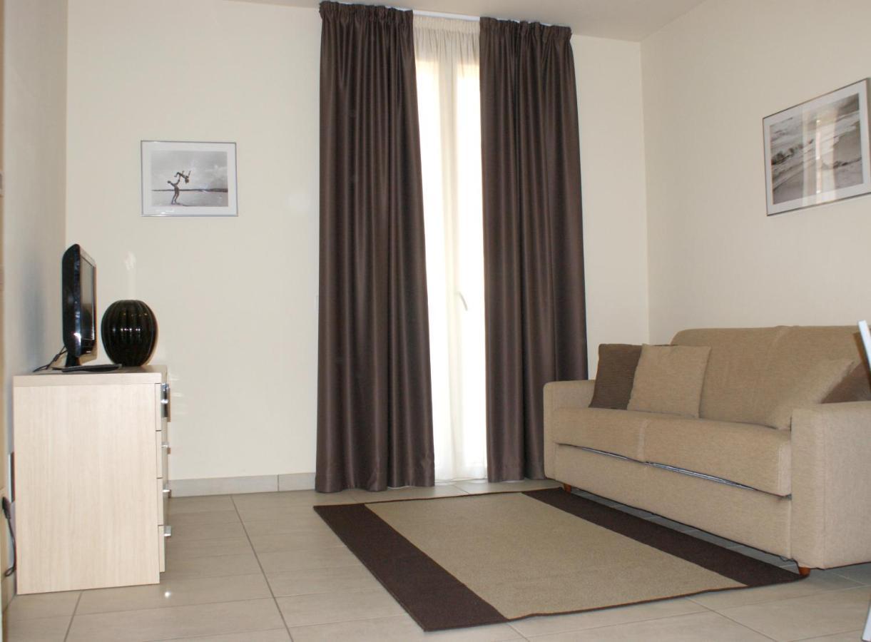 Residence Belmare Rimini Luaran gambar