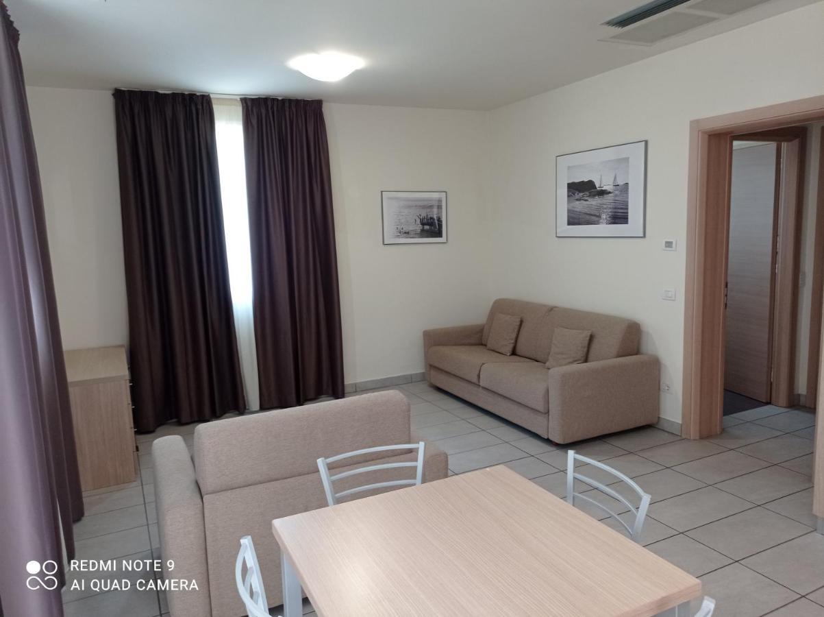 Residence Belmare Rimini Luaran gambar