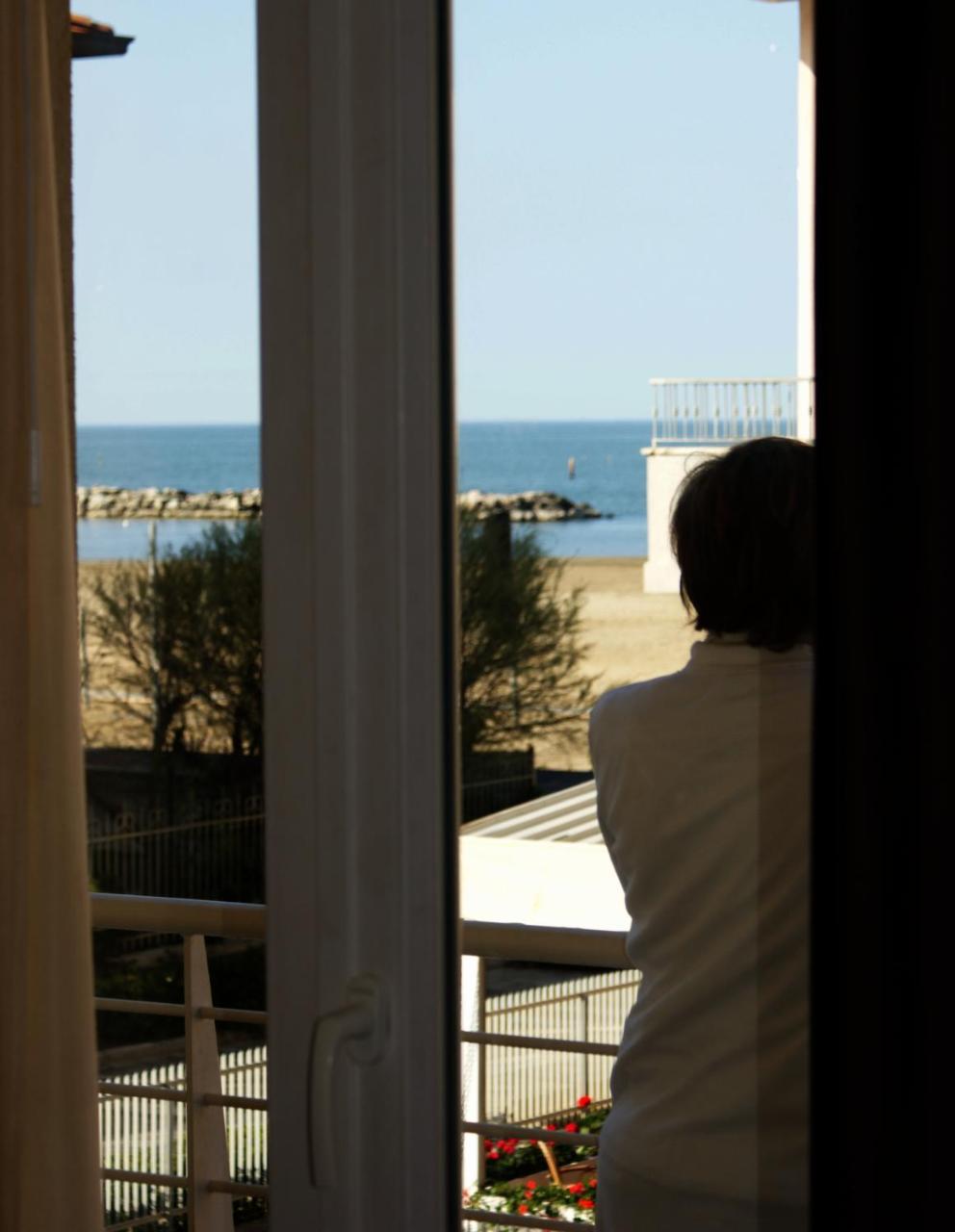 Residence Belmare Rimini Luaran gambar
